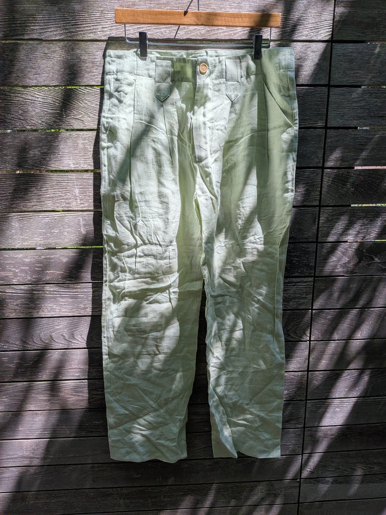 New Hollywood pant in Light Green Linen