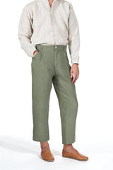 Single-pleat Pant in Raspberry Linen